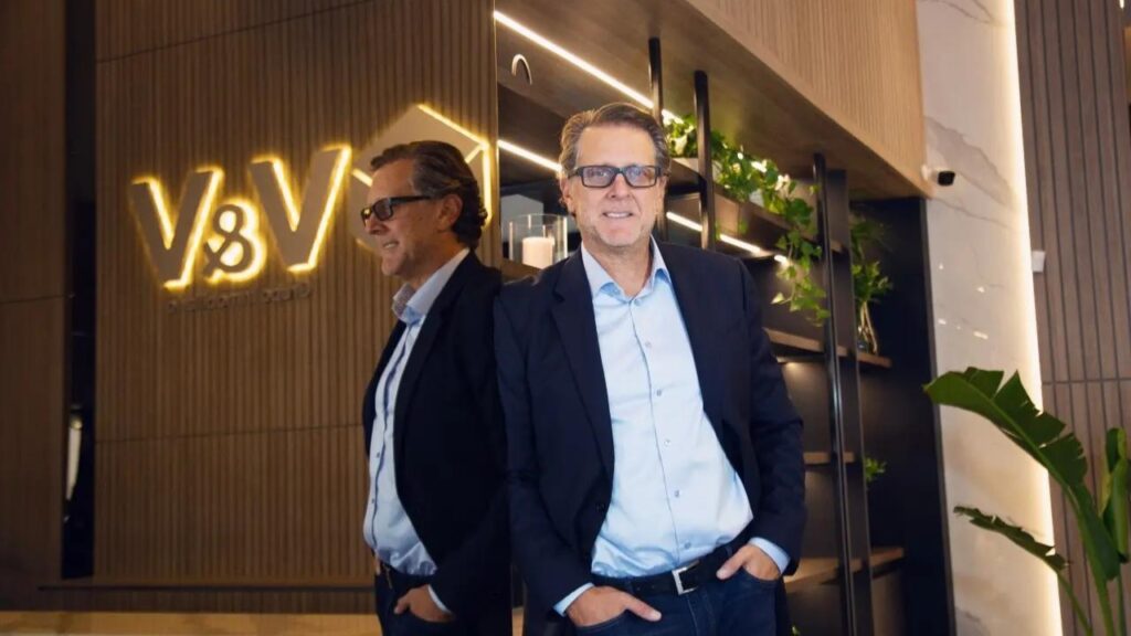 Nueva Estrategia de V&V Grupo Inmobiliario en EE.UU: Expansión y Diversificación