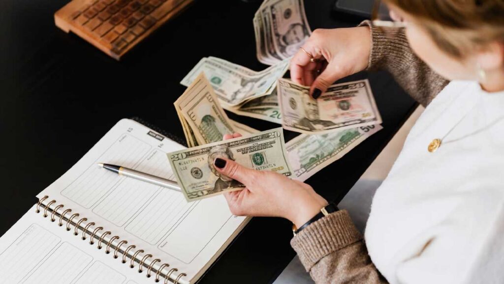 Préstamo vs Crédito: Diferencias, Ventajas y Cómo Elegir el Mejor Financiamiento